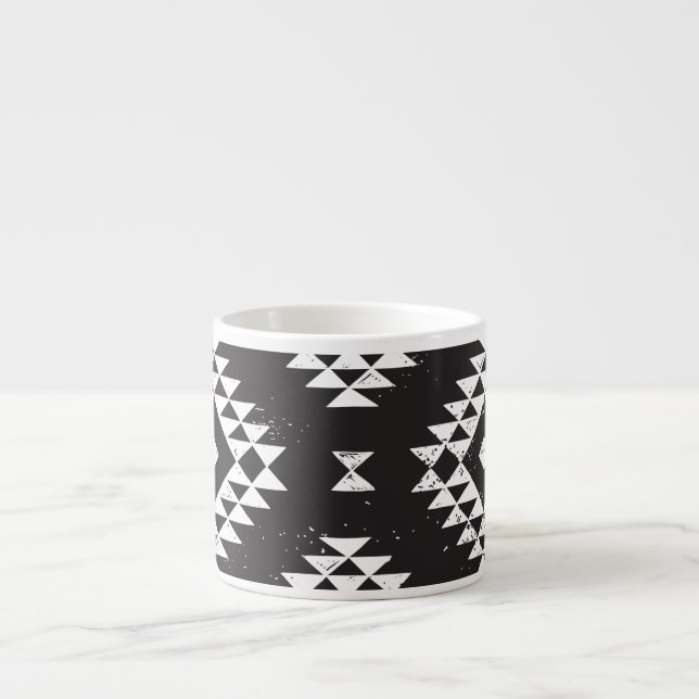 Taza De Espresso Geométrica Navajo: Tribal Blanco Negro. (Frente)