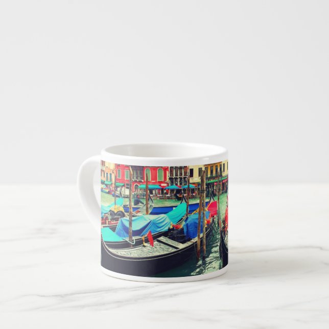 Taza De Espresso Góndolas En El Gran Canal, Venecia, Italia. Retro (Izquierda)
