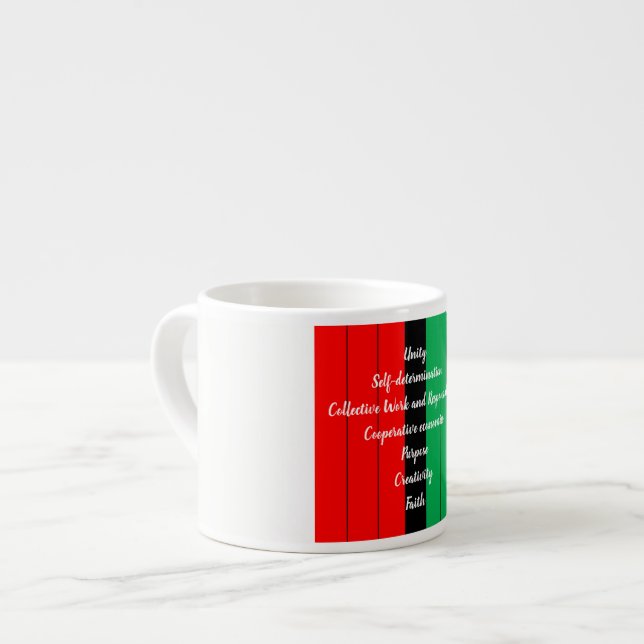 Taza De Espresso Kwanzaa Principios Patrón de franjas verdes rojas (Izquierda)