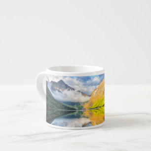 Taza De Espresso Lago medicine de la parte superior dos en la