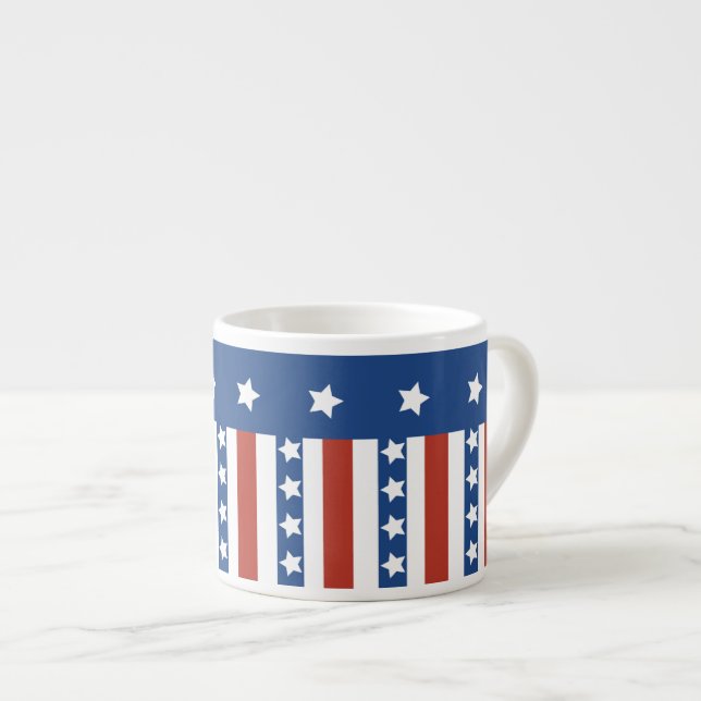 Taza De Espresso Las estrellas patrióticas rayan la bandera de la (Derecha)