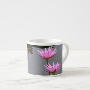Taza De Espresso Lirios de agua rosados