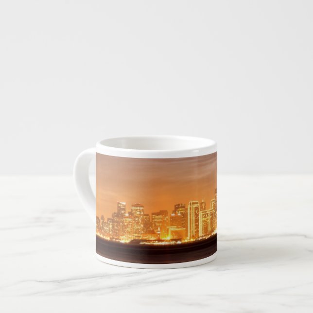 Taza De Espresso Luna que fija sobre San Francisco en diciembre (Izquierda)