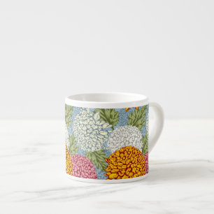 Taza De Espresso Modelo excelente con los crisantemos