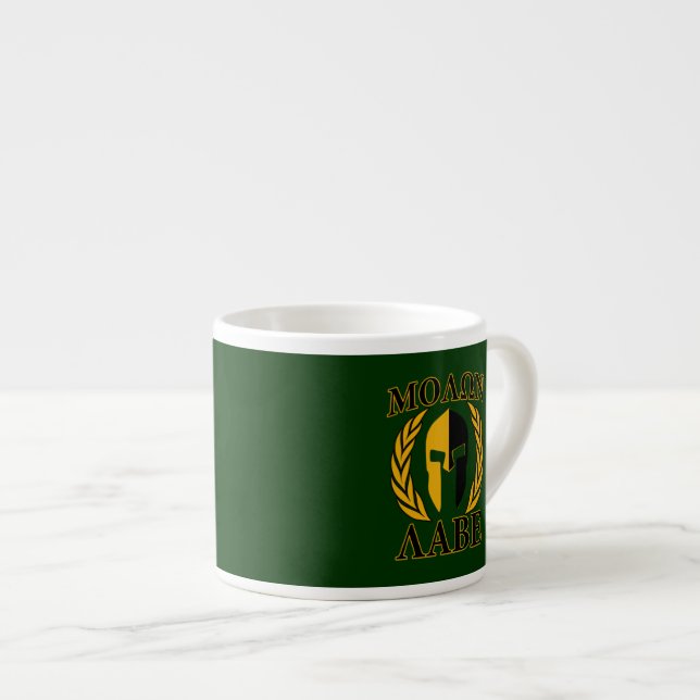 Taza De Espresso Molon deja a los cantantes espartanos en verde (Derecha)