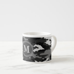 Taza De Espresso Monograma inicial del patrón de camuflaje gris