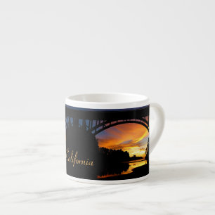Taza De Espresso Naranja California Coastal Sunset Under Bridge
