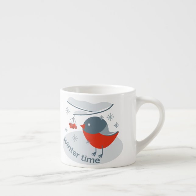 Taza De Espresso Pájaro bullfinch de invierno y bayas rojas (Derecha)
