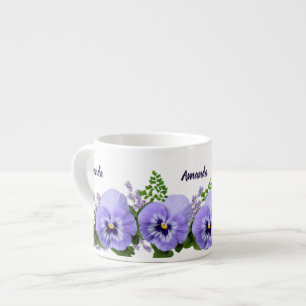 Taza de espresso para las flores de panza de lavan
