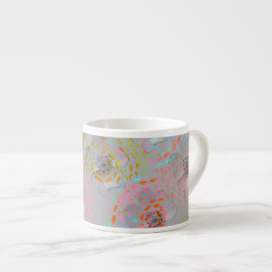 Taza De Espresso Patrón de flores coloridas con líneas gráficas pun