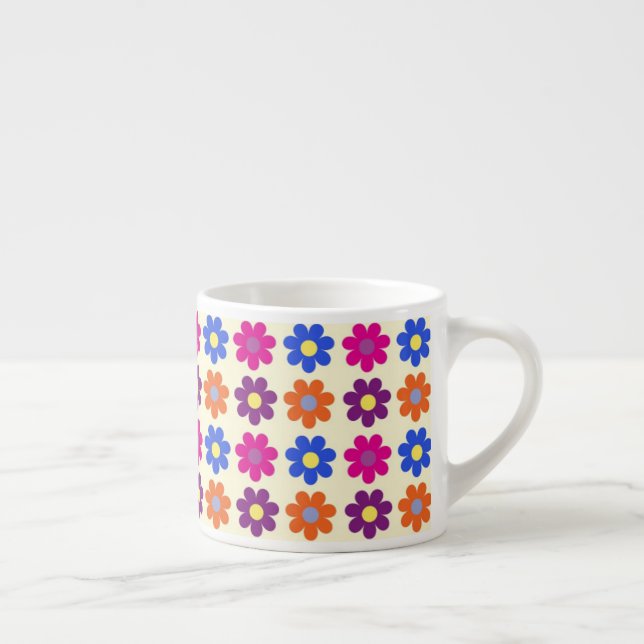 Taza De Espresso Patrón de flores de centavo retro lindo (Derecha)