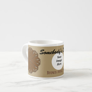 Taza De Espresso Plantilla de cinta de flor marrón por Kenneth Yonc