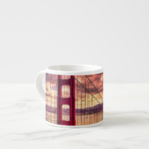 Taza De Espresso Puente Golden Gate en San Francisco, California