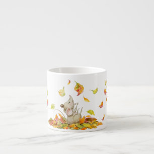 Taza De Espresso Ratón y naranja amarillo cayendo hojas de agua
