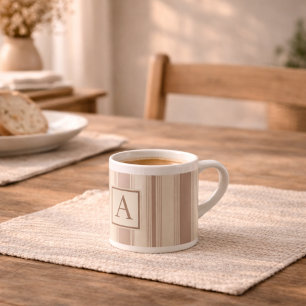 Taza De Espresso Rayas rústicas iniciales beige y taupe de granja