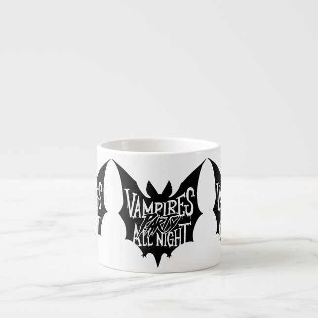Taza De Espresso Revelería Nocturna: Bash de Halloween de vampiros (Frente)