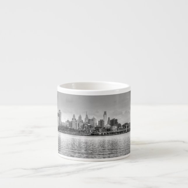Taza De Espresso Skyline Filadelfia en blanco y negro (Frente)