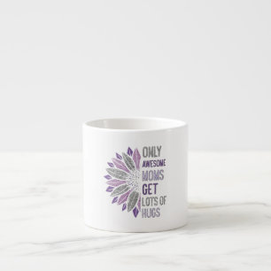 Taza De Espresso solo las mamás geniales reciben muchos abrazos