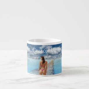 Taza De Espresso Thunder_Cove, Chica de bikini