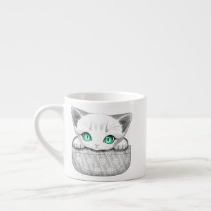 Taza De Espresso Un gato lindo y juguetón al máximo desde un bolsil