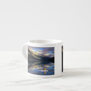 Taza De Espresso Un remero en el lago Banff en Canadá (MR)