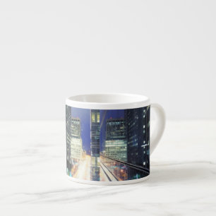 Taza De Espresso Vista de los edificios de oficina del distrito