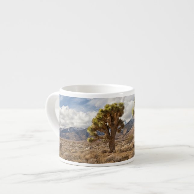 Taza De Espresso Yucas en desierto (Izquierda)