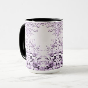 Taza de flores moradas con estilo