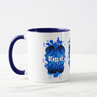 Taza de graduación de grafiti azul de la promoción