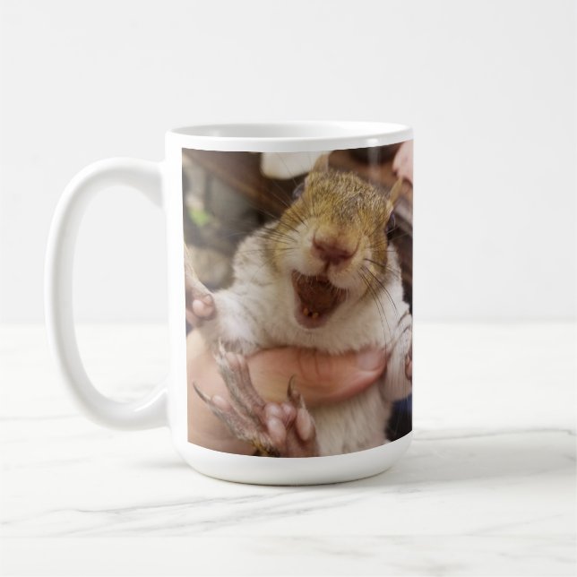 Taza de HRH Claudia (Izquierda)