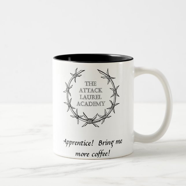 Taza de la academia del laurel del ataque (Derecha)
