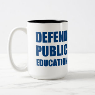 Taza de la brigada de la chaqueta amarilla