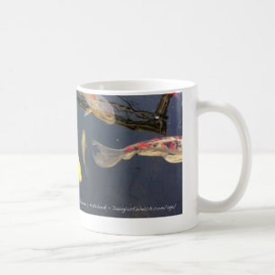 Taza de la charca de Koi del cuaderno de un