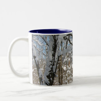 Taza de la escena del invierno
