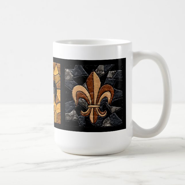 Taza de la flor de lis (Derecha)