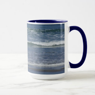 Taza de la gaviota del océano