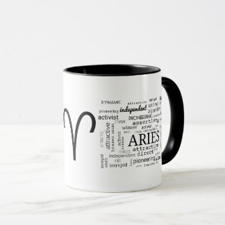 Taza de la nube de la palabra del aries