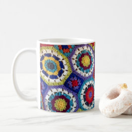 Taza de la obra clásica del ganchillo
