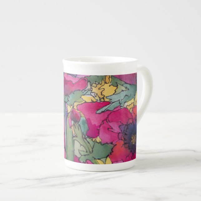 Taza de la porcelana de la edición limitada, (Derecha)