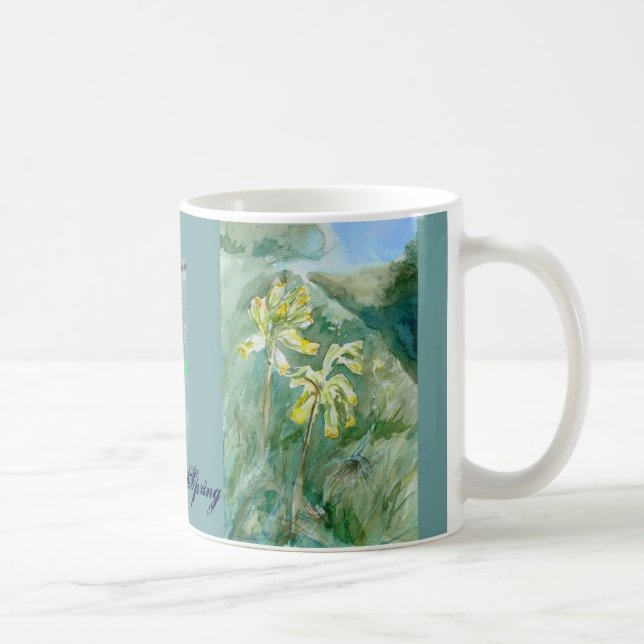 Taza de la primavera con veris del Primula de (Derecha)
