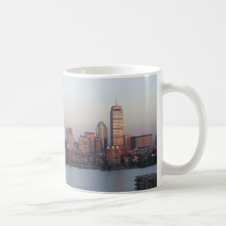 Taza de la puesta del sol del horizonte de Boston