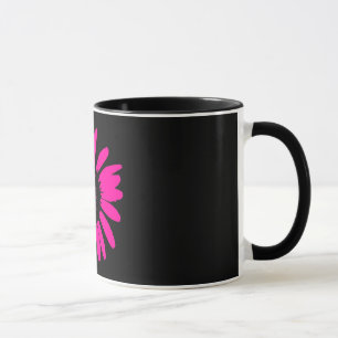 Taza de las rosas fuertes locas de la margarita y