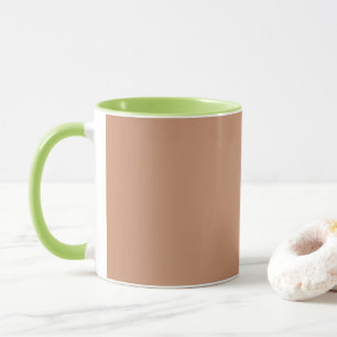 Taza de latón antiguo