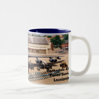 Taza de los brazos llenos B52