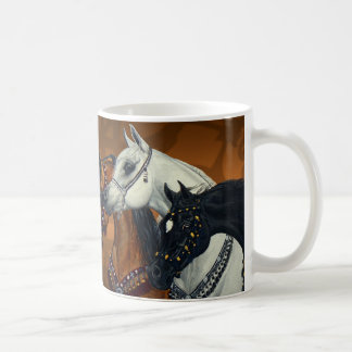 Taza de los caballos de reyes Arabian del desierto