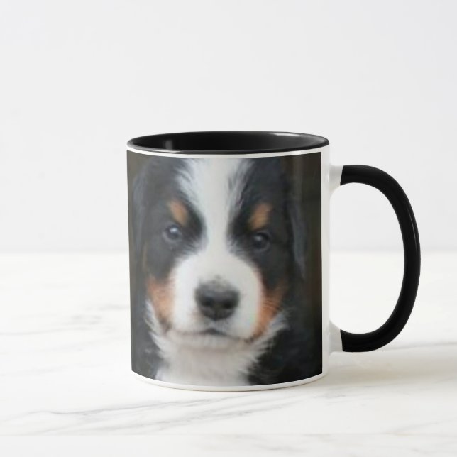 Taza de los perritos del perro de montaña de (Derecha)