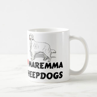 Taza de los perros pastor de Maremma del amor