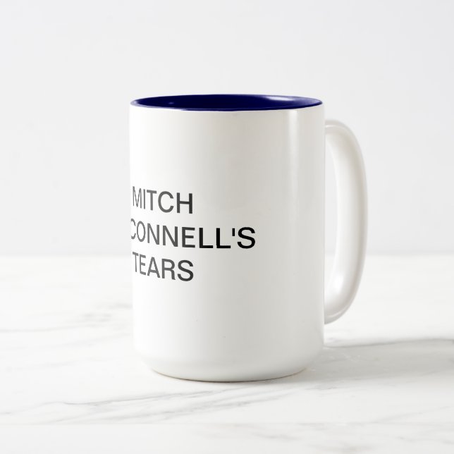 Taza de los rasgones de Mitch McConnell (Anverso derecho)