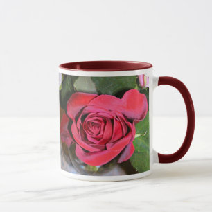 Taza de los rosas rojos