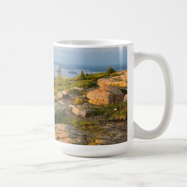 Taza de Maine del parque nacional del Acadia de la (Derecha)